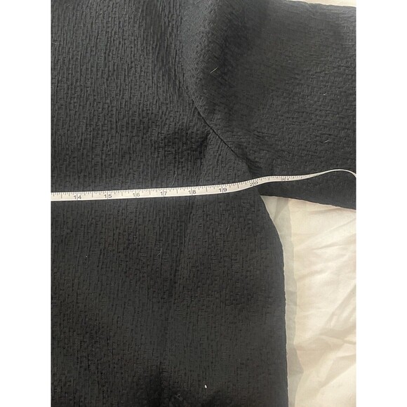 Ann Taylor Gray Textured Crew Neck Long Sleeve Pullover Blouse w/ Zip Back sz L - Picture 6 of 9